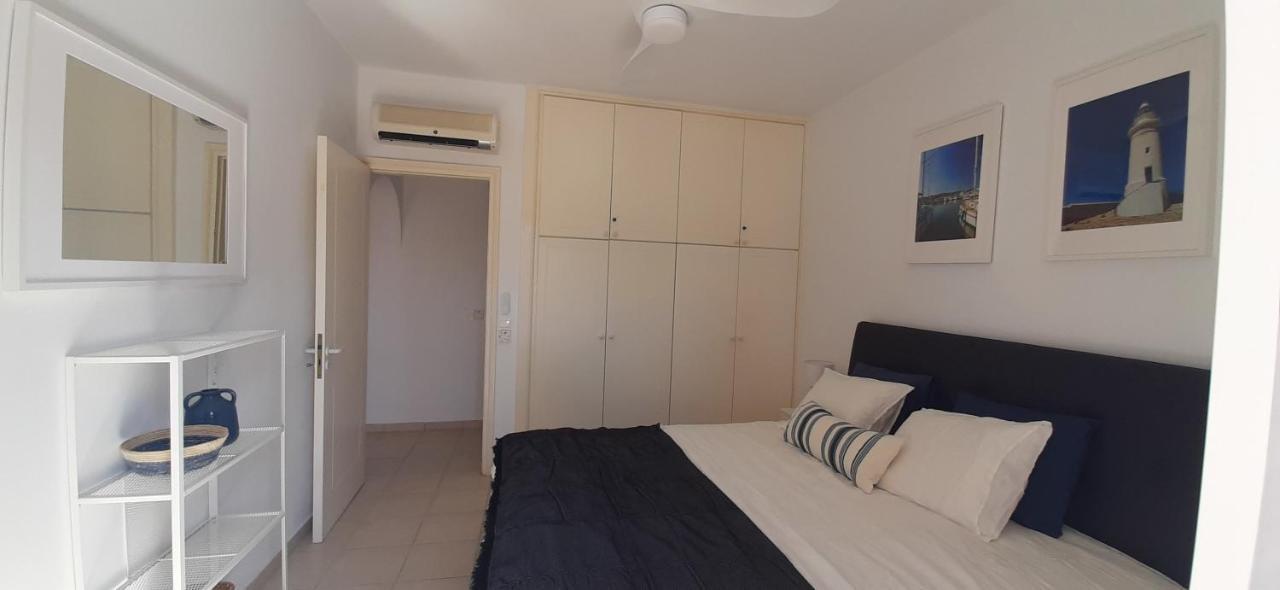Limnaria Gardens - Superb Modern 1 Bed Apartment With Pool Views Пафос Экстерьер фото